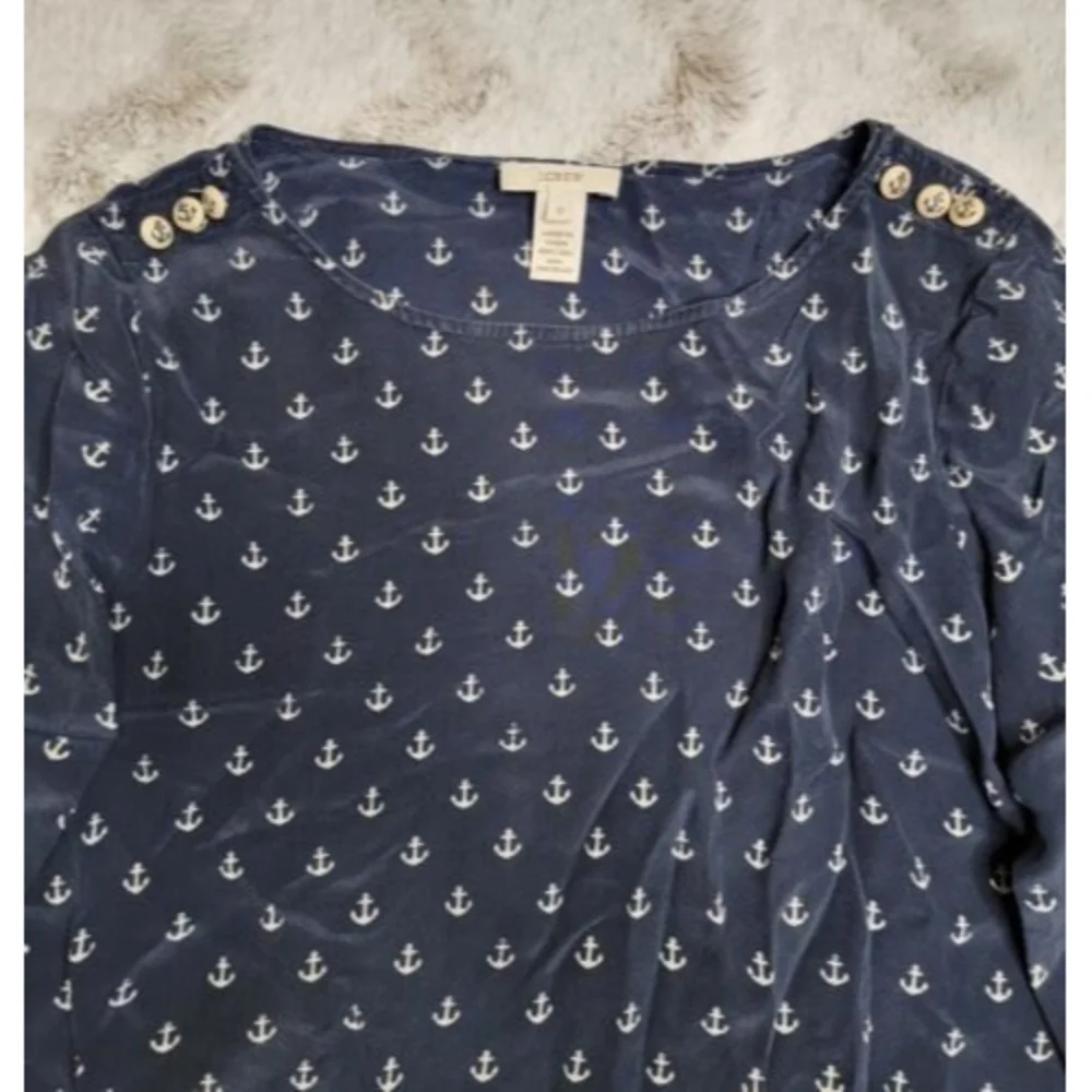 J Crew 100% Silk‎ Button Shoulder Accent Anchor Print Blouse Size 0